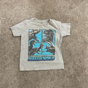 Boys Gap Jurassic World Shirt size 4/5